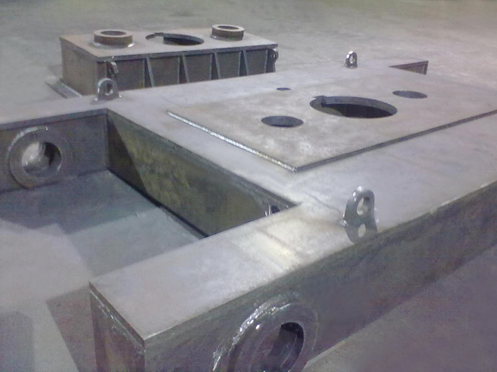 金屬框架（機械設備底座）